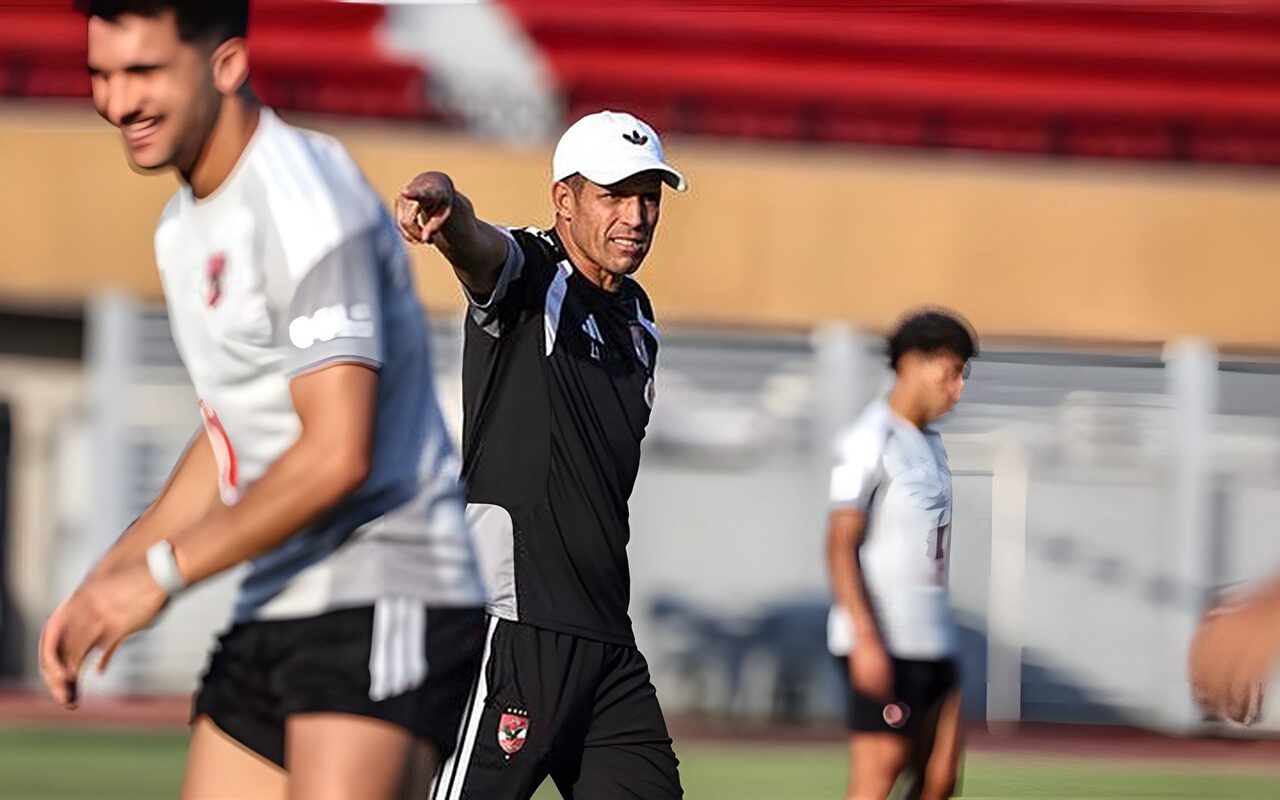 طلب جديد من عموتة قبل مواجهة الزمالك (تفاصيل)
