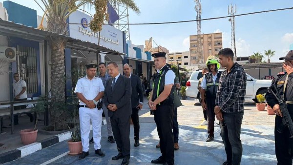 مدير أمن دمياط يتفقد الوحدات المرورية ويؤكد على حسن معاملة المواطنين