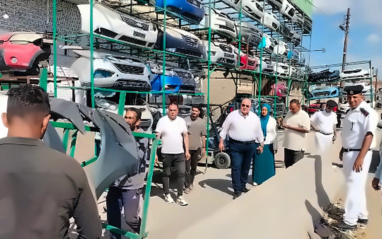 حملات مكثفة لرفع كفاءة الخدمات وتحقيق الانضباط بمدن وقرى دمياط