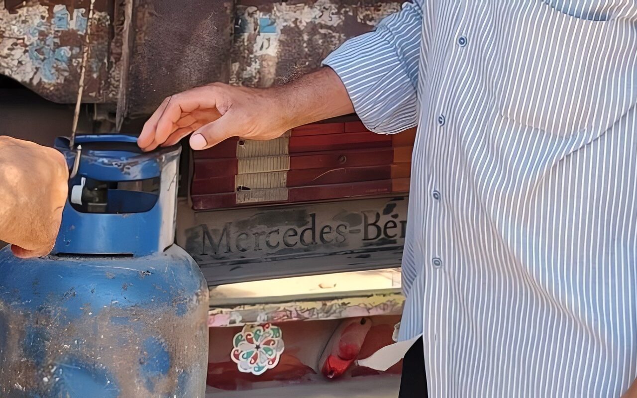 تحرير ١٠٦ محاضر تموينية بمخالفات في محطات تعبئة الغاز والأسواق بدمياط