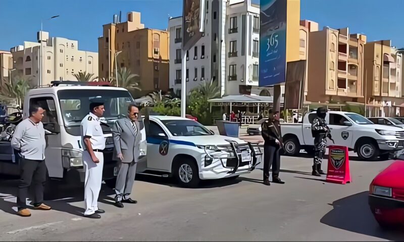 مدير أمن دمياط يتفقد الحالة الأمنية والمرورية بمدينة دمياط الجديدة