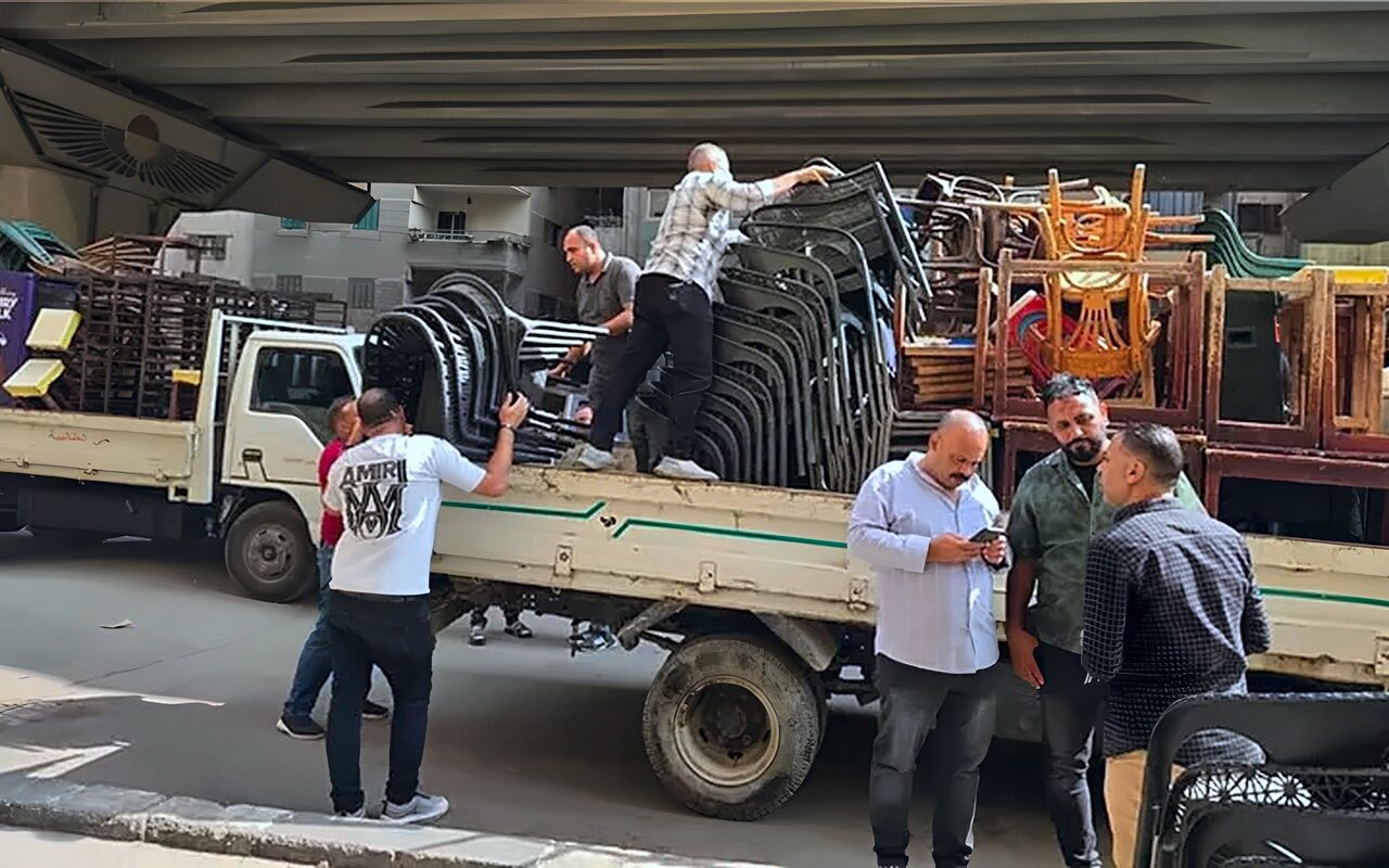 محافظ الجيزة يوجّه بغلق المقاهي المخالفة وإزالة بؤر القمامة بعدة شوارع