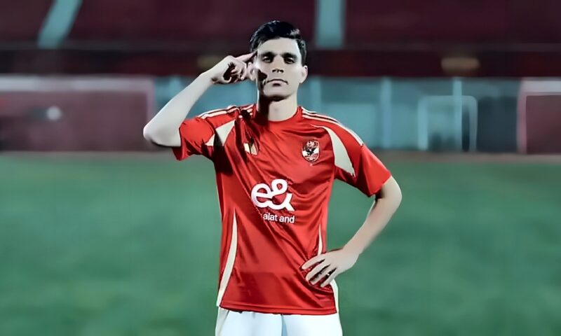 موقف أشرف بن شرقي مع الأهلي.. قرار منتظر بشأن التجديد بعد عرض أهلي بنغازي