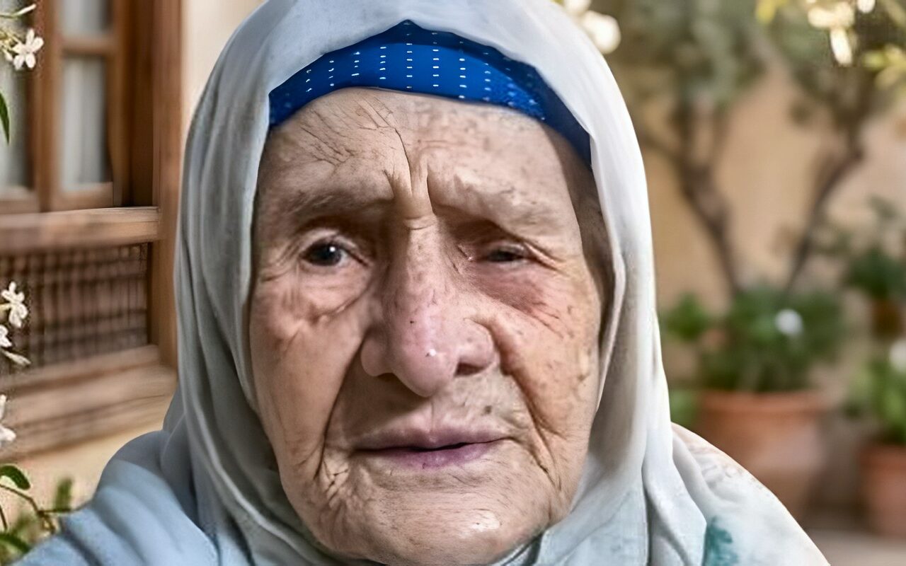 الحاجة عطيات.. رحلة عمر امتدت 107 أعوام بين الطاعة وتربية الأبناء في القليوبية