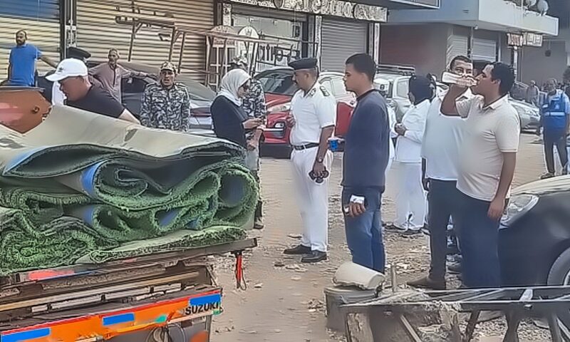 نائب محافظ القليوبية تقود حملة مكبرة لرفع الإشغالات بمدينة بنها