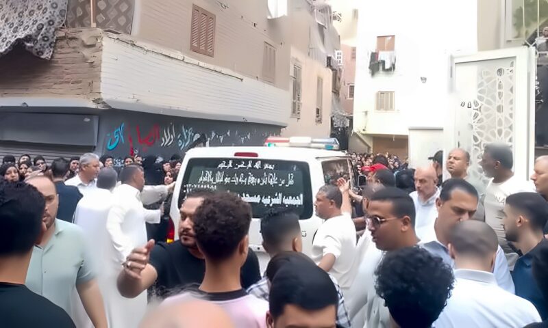 المئات يشيّعون جثمان النائب السابق عبدالسلام الخضراوي بمقابر بلقس في القليوبية