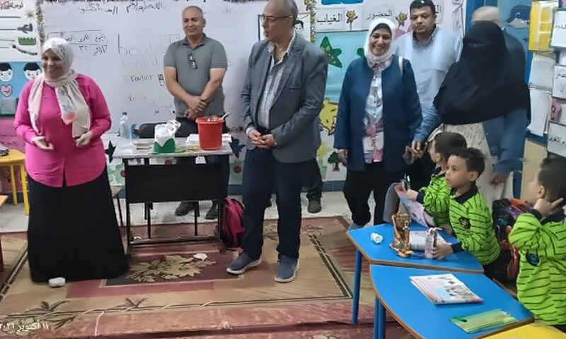 مدير تعليم القليوبية يتفقد عددا من المدارس بالخصوص لمتابعة انتظام العملية التعليمية