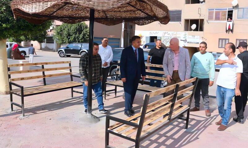 محافظ القليوبية يتفقد المقاعد الجديدة بكورنيش كفر شكر ويستمع إلى آراء الأهالي بشأن أعمال التطوير