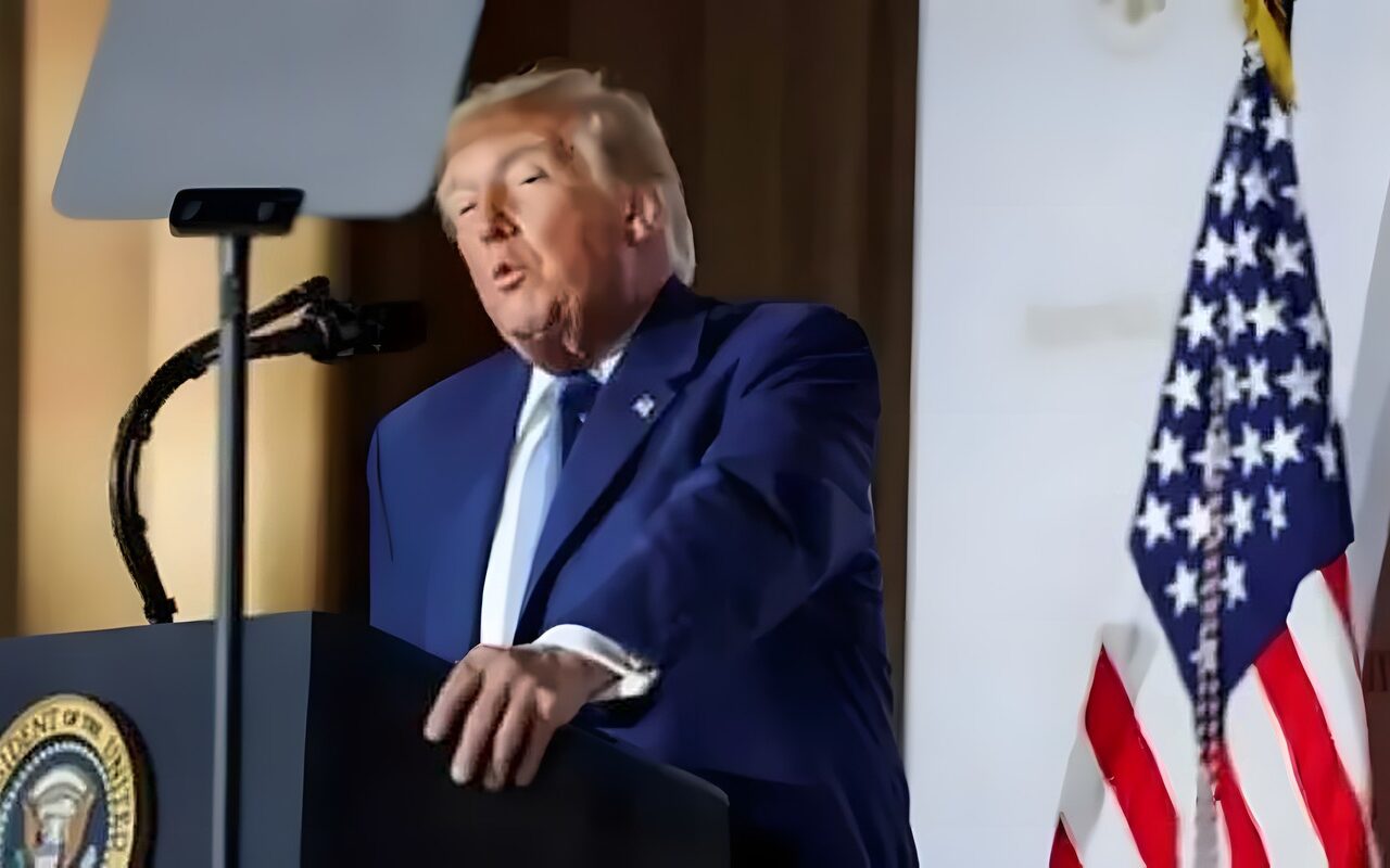 ترامب: حرب إيران ليست سبب غلاء البنزين