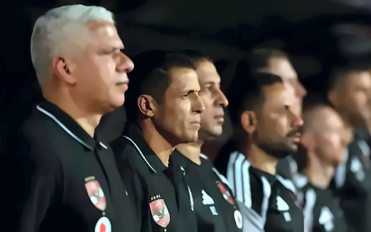 الأهلي يكشف حقيقة غضب عموتة من اللاعبين ويضع حدًا للشائعات
