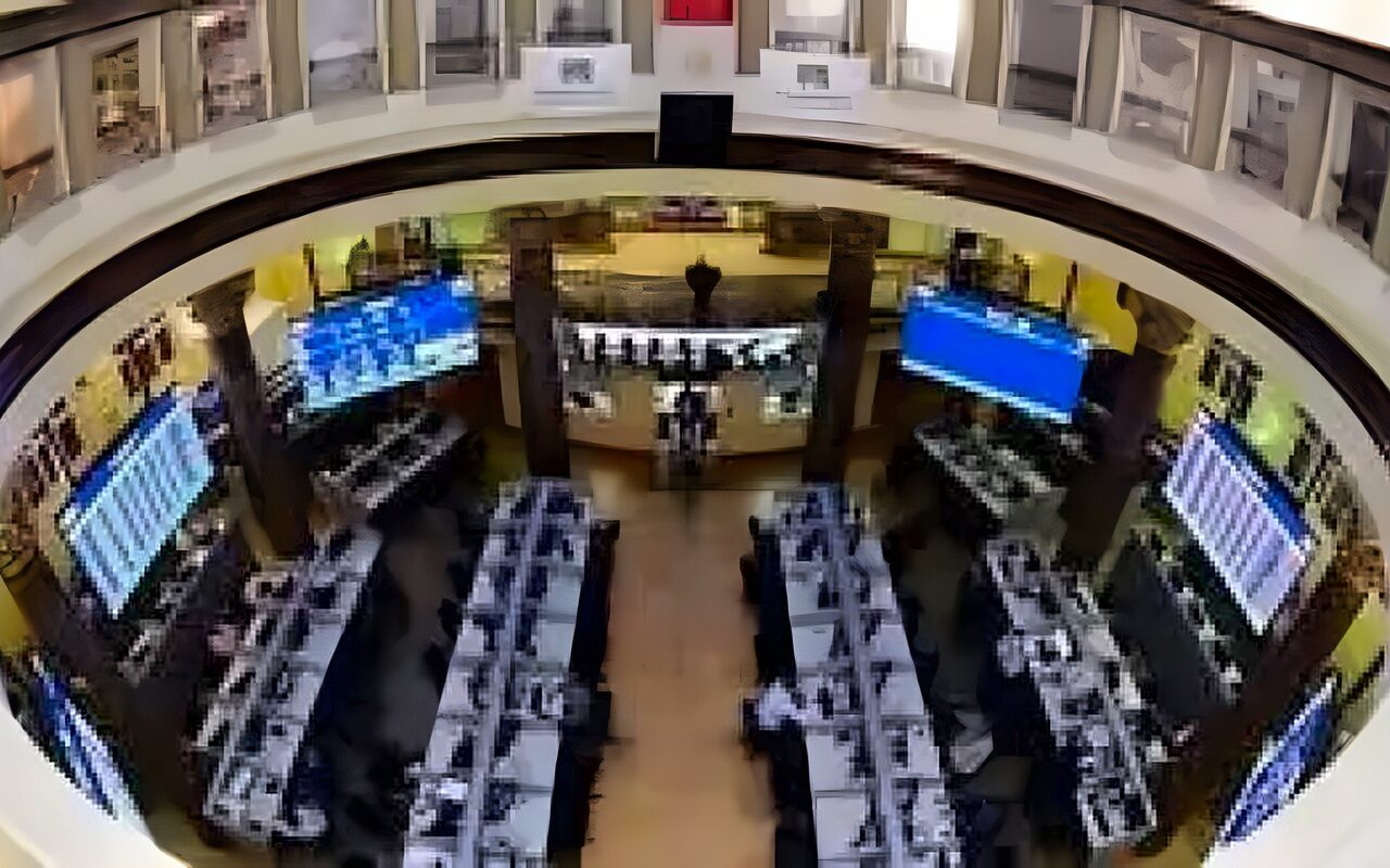 البورصة تربح 1.5 مليار جنيه في أول ساعة من التداول