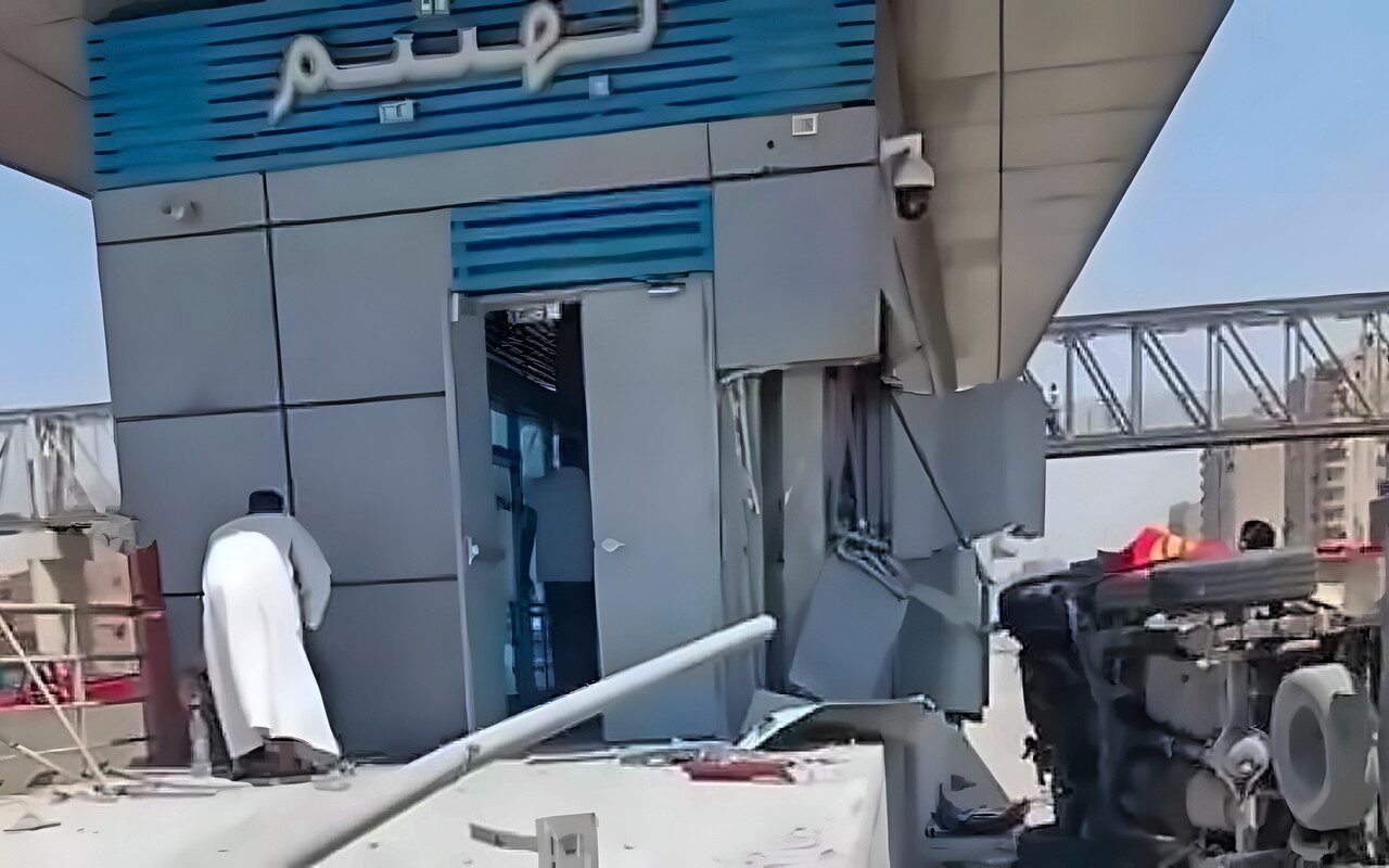 حادث على الطريق الدائري يتسبب في تعطل حركة الأتوبيس الترددي