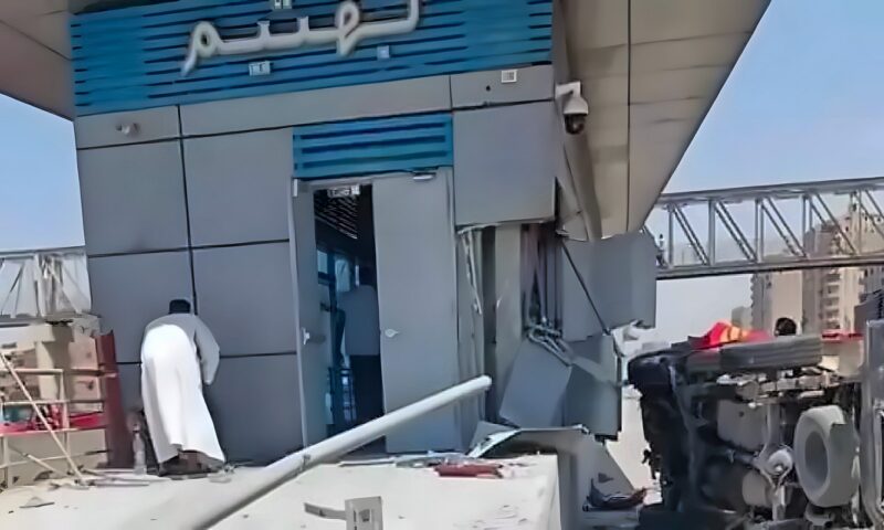 حادث على الطريق الدائري يتسبب في تعطل حركة الأتوبيس الترددي