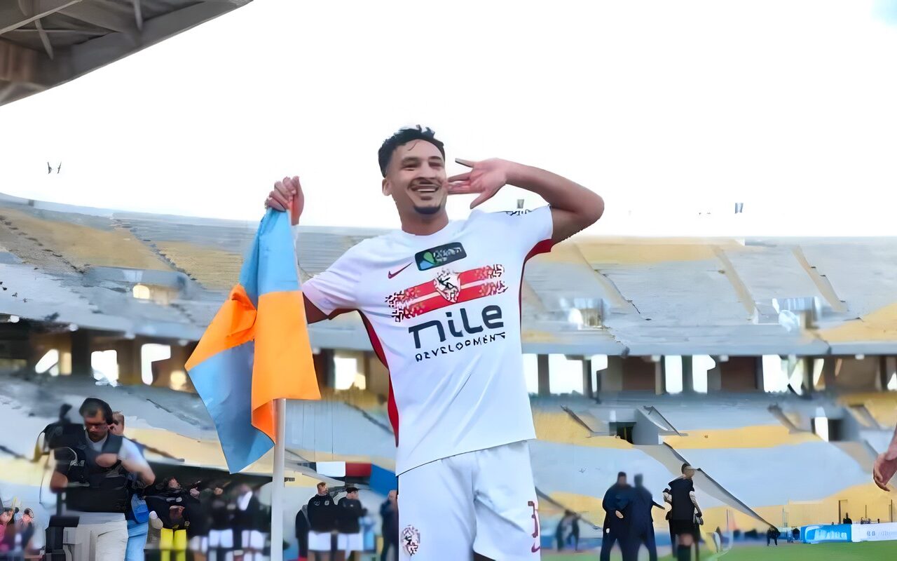 أحمد شريف يحصد جائزة أفضل لاعب في مباراة الزمالك وبترول أسيوط