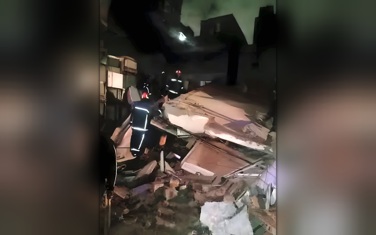 انهيار عقار مأهول بالسكان في أبو سليمان بالإسكندرية.. والبحث عن مفقودين تحت الأنقاض