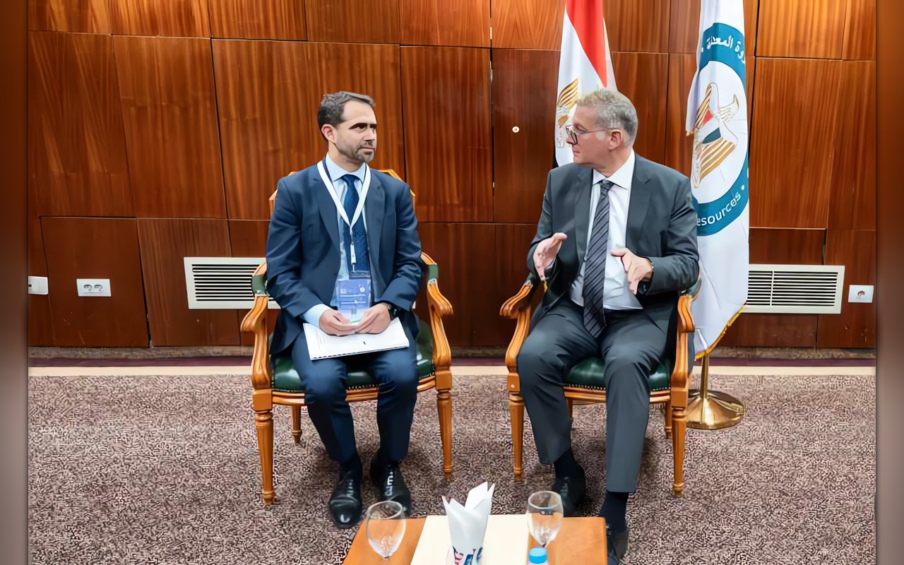 وزير البترول يبحث مع «توتال إنرجيز» تسريع ربط الغاز القبرصي بالبنية التحتية المصرية وزيادة الاستثمارات