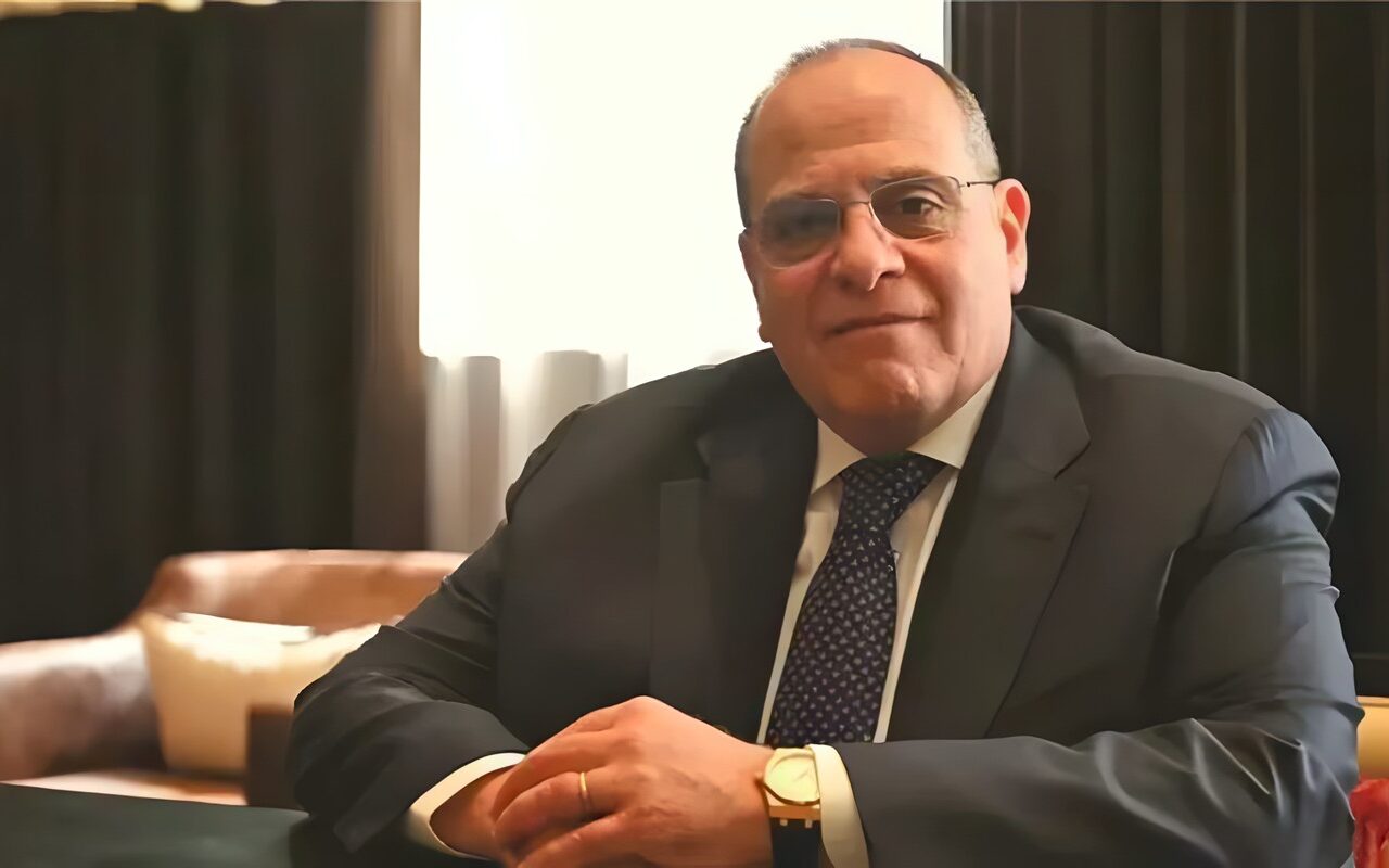 رحيل والدة المنتج صادق الصباح.. موعد الجنازة وتفاصيل العزاء