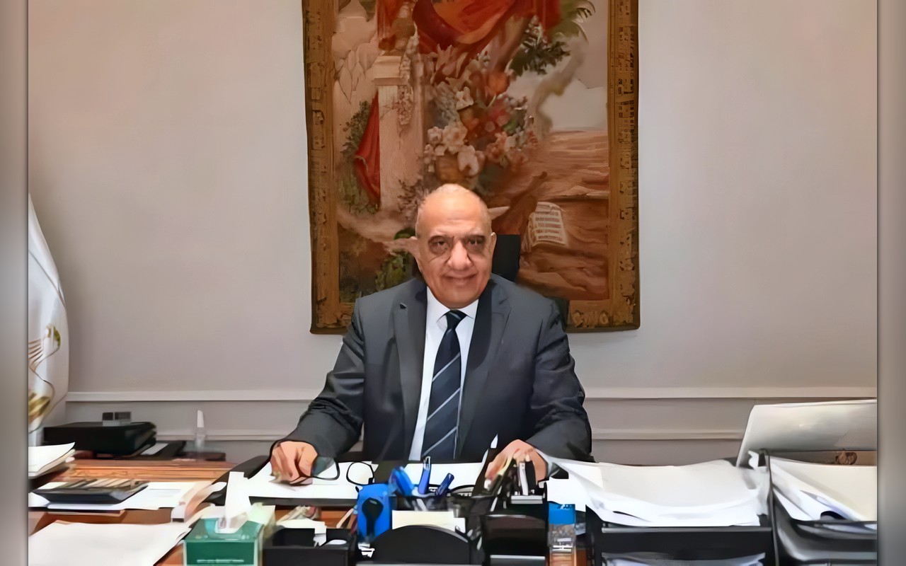 وزير الكهرباء يبحث مع «EDRA» التعاون في الطاقة المتجددة وتحديث الشبكة القومية