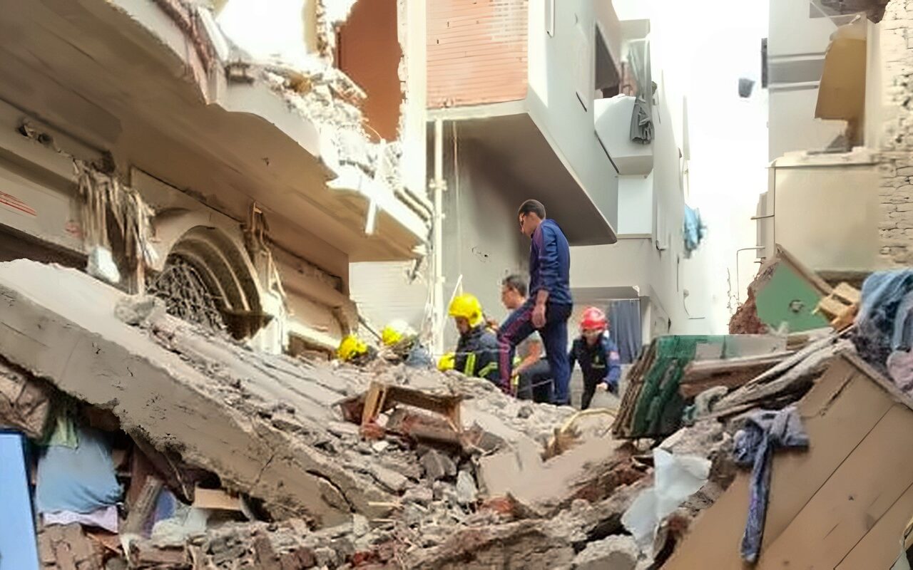 الغربية..لجنة المنشآت الآيلة للسقوط تخلي 9 بيوت مجاورة للمنزل المنهار بالمحلة