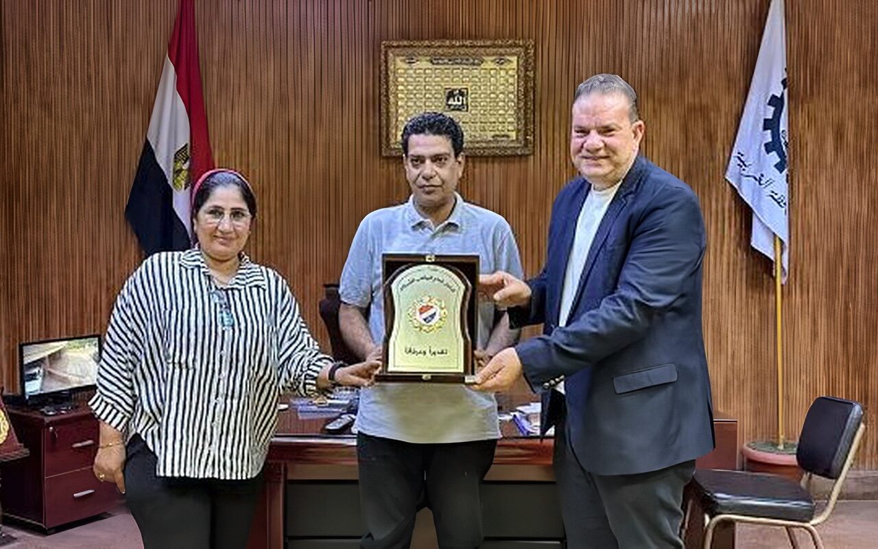 الاتحاد الرياضي للشركات يكرّم وكيل وزارة الشباب والرياضة بالغربية