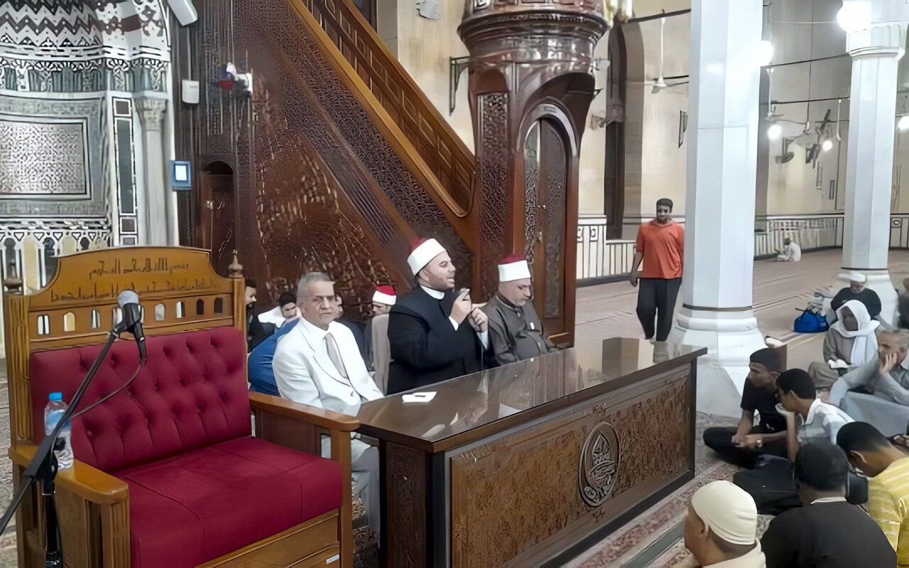 أوقاف الغربية تحيي ذكرى مولد السيد البدوي بأمسية دينية بالمسجد الأحمدي بطنطا.. صور
