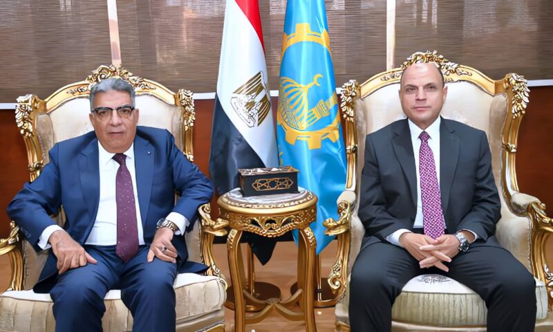 محافظ الغربية يؤكد أهمية توقيع بروتوكول التعلم مدى الحياة مع الدقهلية وبني سويف