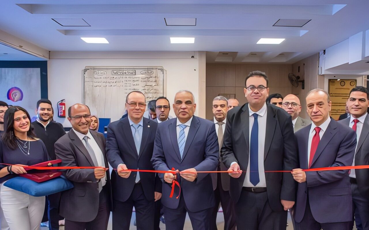 رئيس جامعة طنطا يفتتح النسخة الأولى من المؤتمر الطلابي للبحث العلمي بكلية الطب