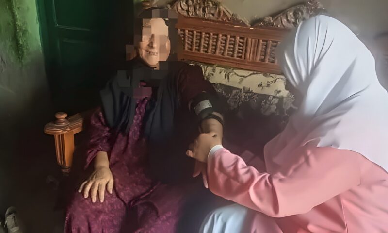 صحة الشرقية: 162 ألف زيارة منزلية لتقديم خدمات مجانية لكبار السن وذوي الهمم