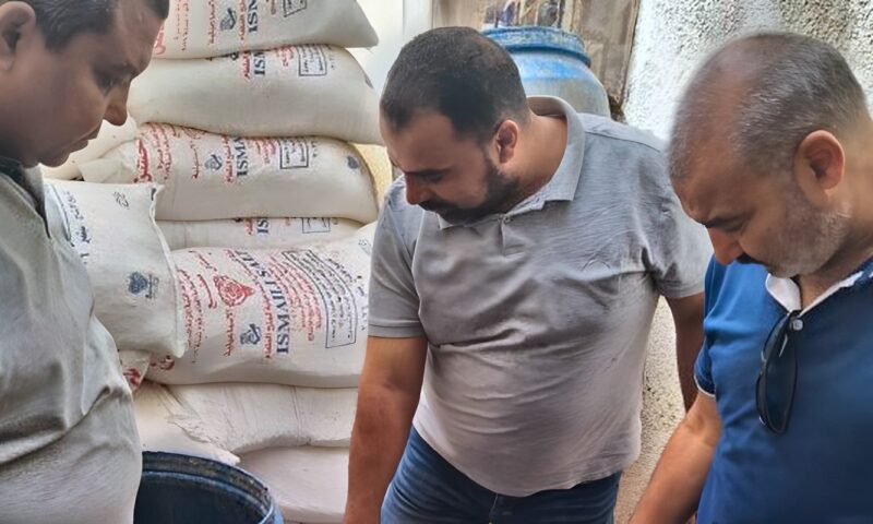 غلق مصنعين ألبان وإعدام 2 طن منتجات مجهولة المصدر بالشرقية