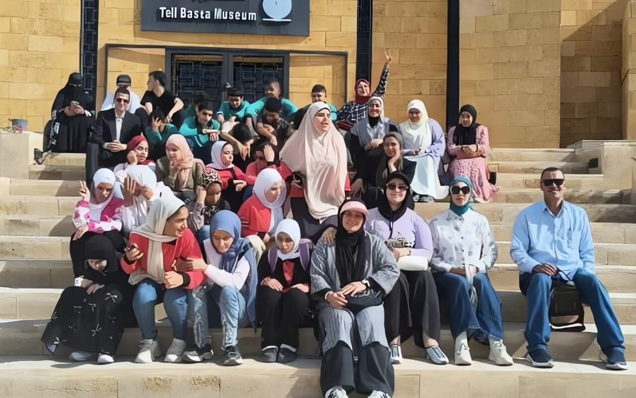 إدارة التراث الحضاري بالشرقية تنظم ندوة ورحلة ترفيهية لطالبات مدرسة النور والأمل ضمن «تراثنا نحميه ونحييه»..مبيت