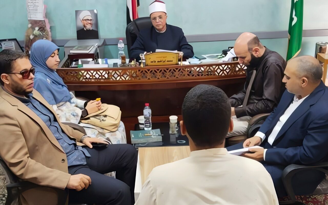 أوقاف الشرقية تعقد لجنة لاختبار المتقدمين لمسابقة علوم القرآن الكريم