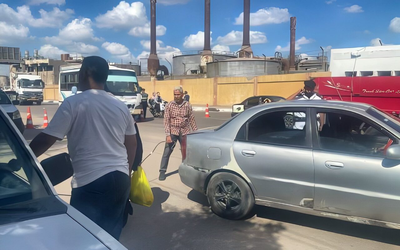 جهاز شؤون البيئة بالشرقية يفحص عوادم 140 سيارة للتأكد من مطابقتها للاشتراطات البيئية