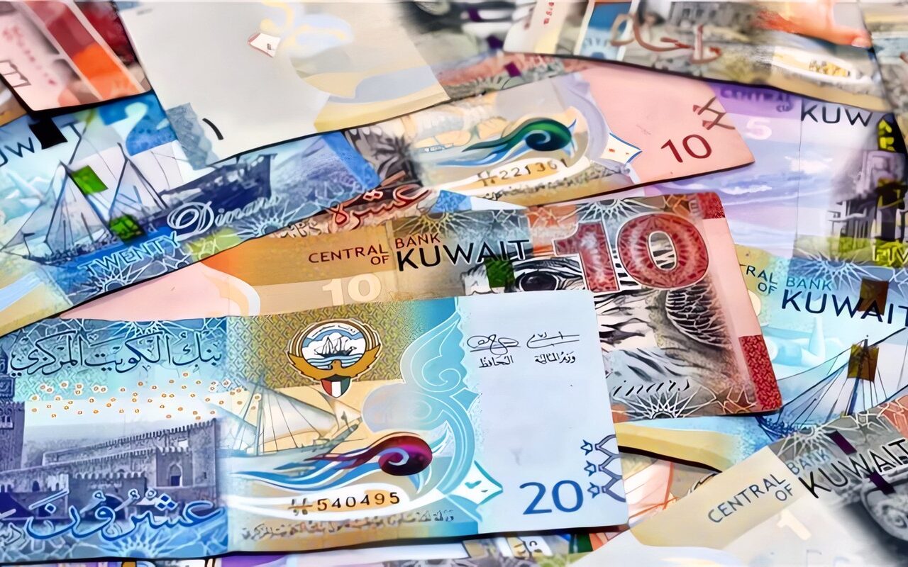 سعر الدينار الكويتي مقابل الجنيه في البنك الأهلي اليوم الإثنين 26-10-2026