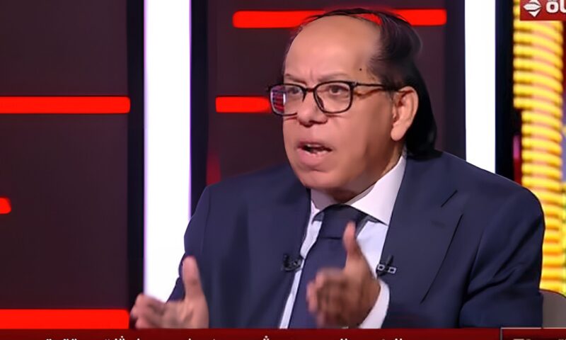 ضياء حلمي: السياسة المتوازنة عززت احترام الشرق والغرب لمصر