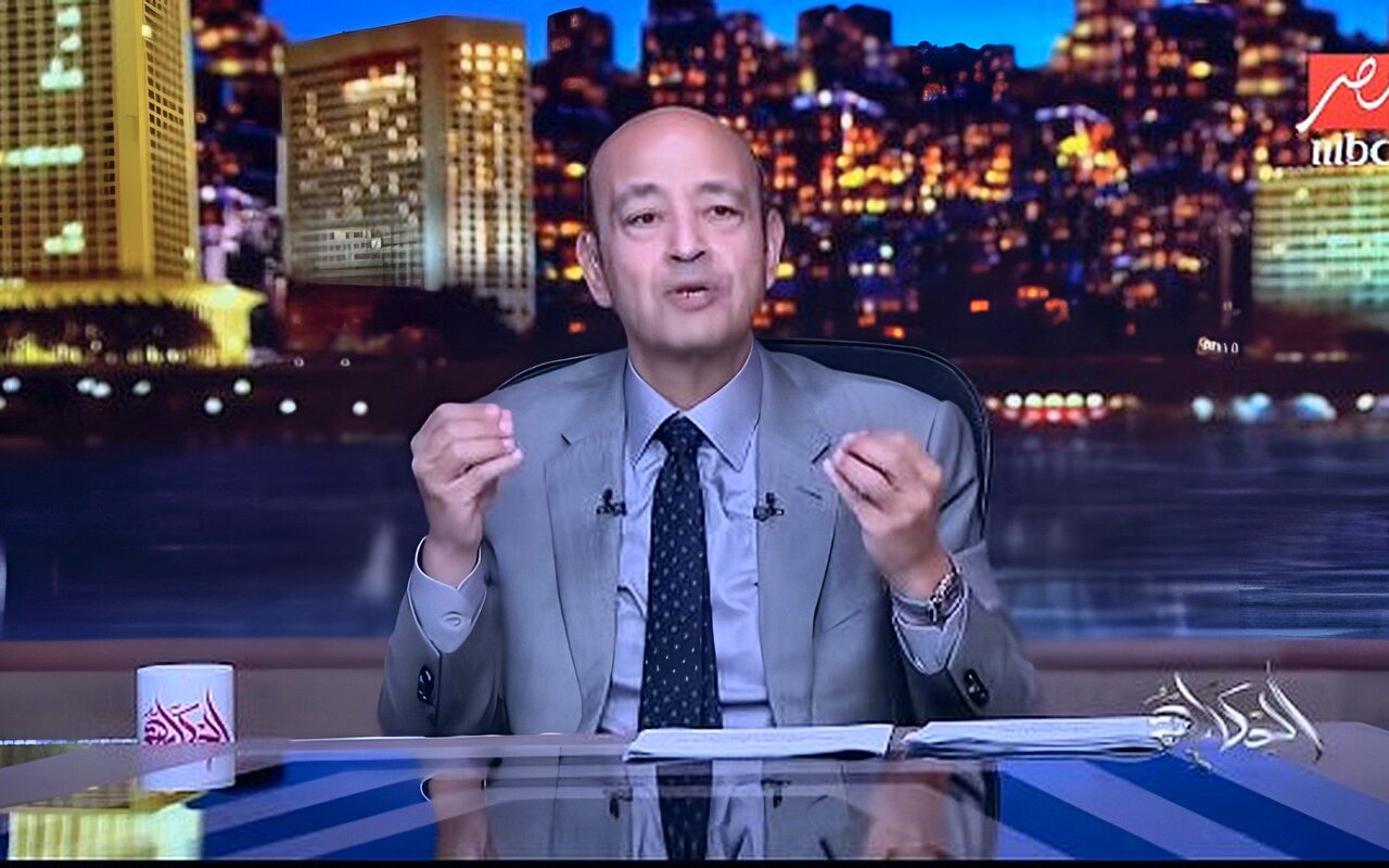 إديني عمر وارميني من البلكونة.. عمرو أديب يعلق على إنقاذ صغير قبل سقوطه من عُلو