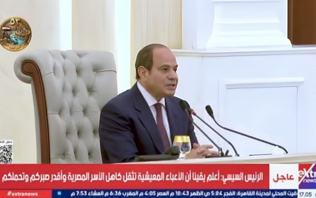الرئيس السيسي: روح أكتوبر نستمد منها عزيمتنا لمواصلة بناء الجمهورية الجديدة