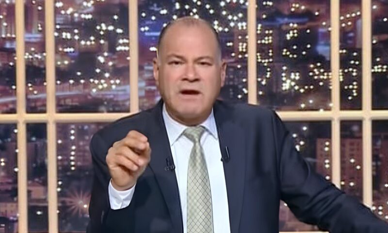 نشأت الديهي: إصلاح الدولة مسئولية الجميع وليس الرئيس والحكومة وحدهما