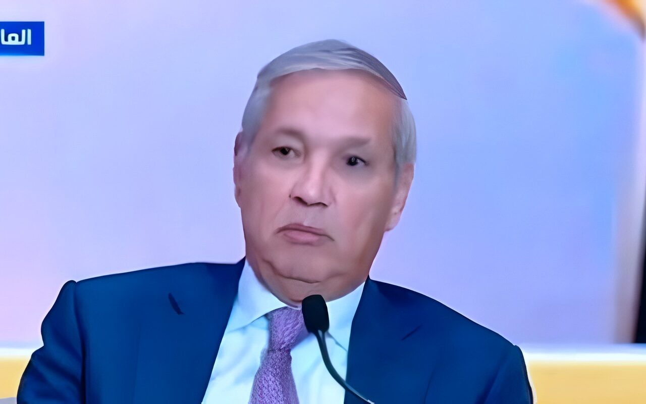 بالأرقام.. خبير طاقة يستعرض رؤية إستراتيجية لتعظيم الاستفادة من الموارد المتجددة والهيدروجين الأخضر