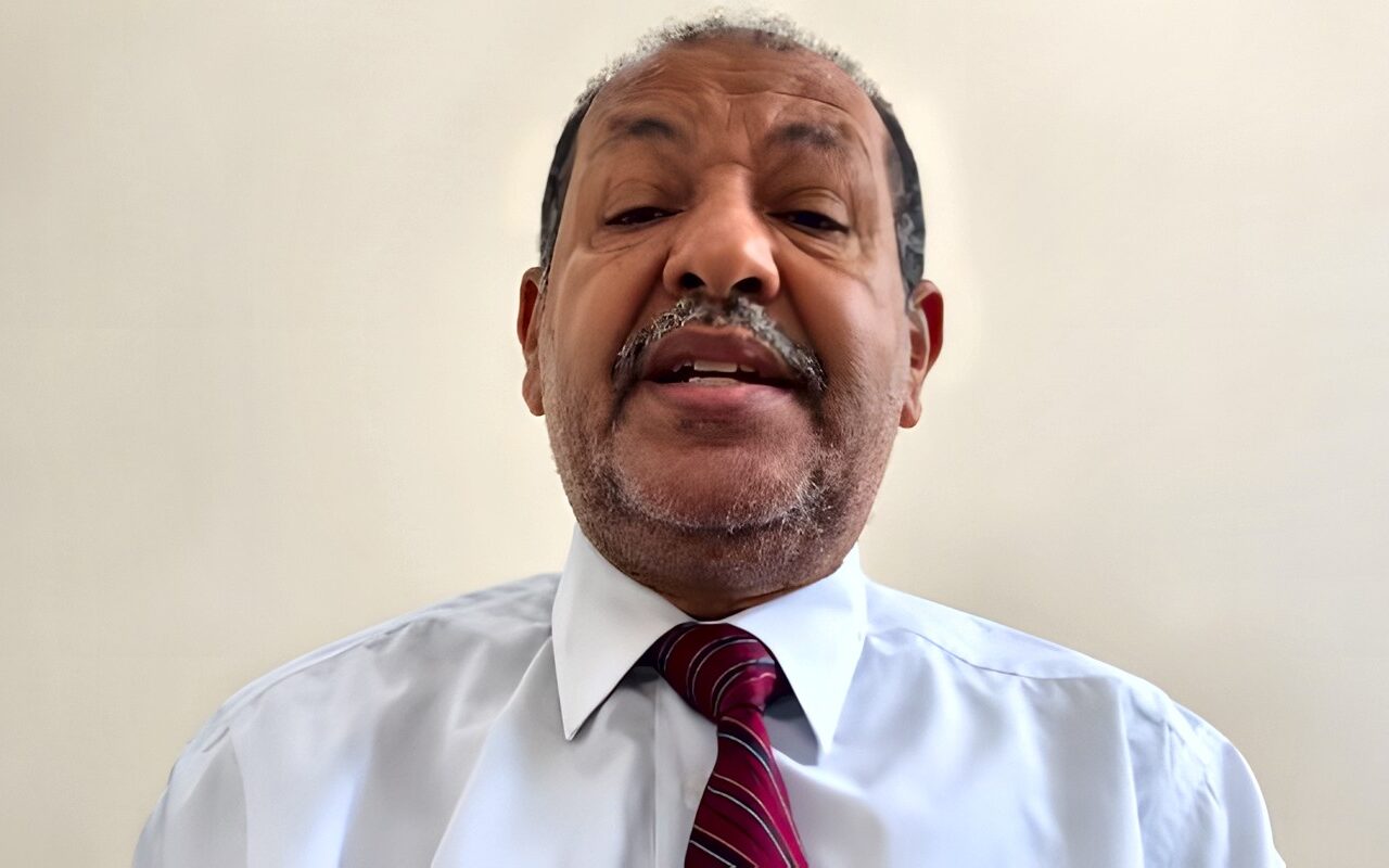 العواضي: الحكومة اليمنية تواصل معركة فجر اليمن حتى استعادة مؤسسات الدولة وإنهاء سيطرة الحوثيين