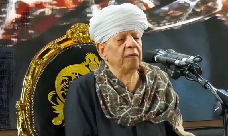 ياسين التهامي يُبدع ويُبهر المحبين في ختام مولد الدسوقي بكفر الشيخ | صور