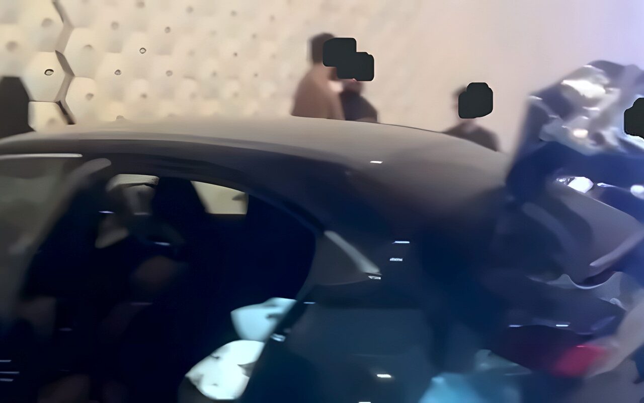 تصادم سيارتين داخل نفق بالقاهرة الجديدة وإصابة السائقين
