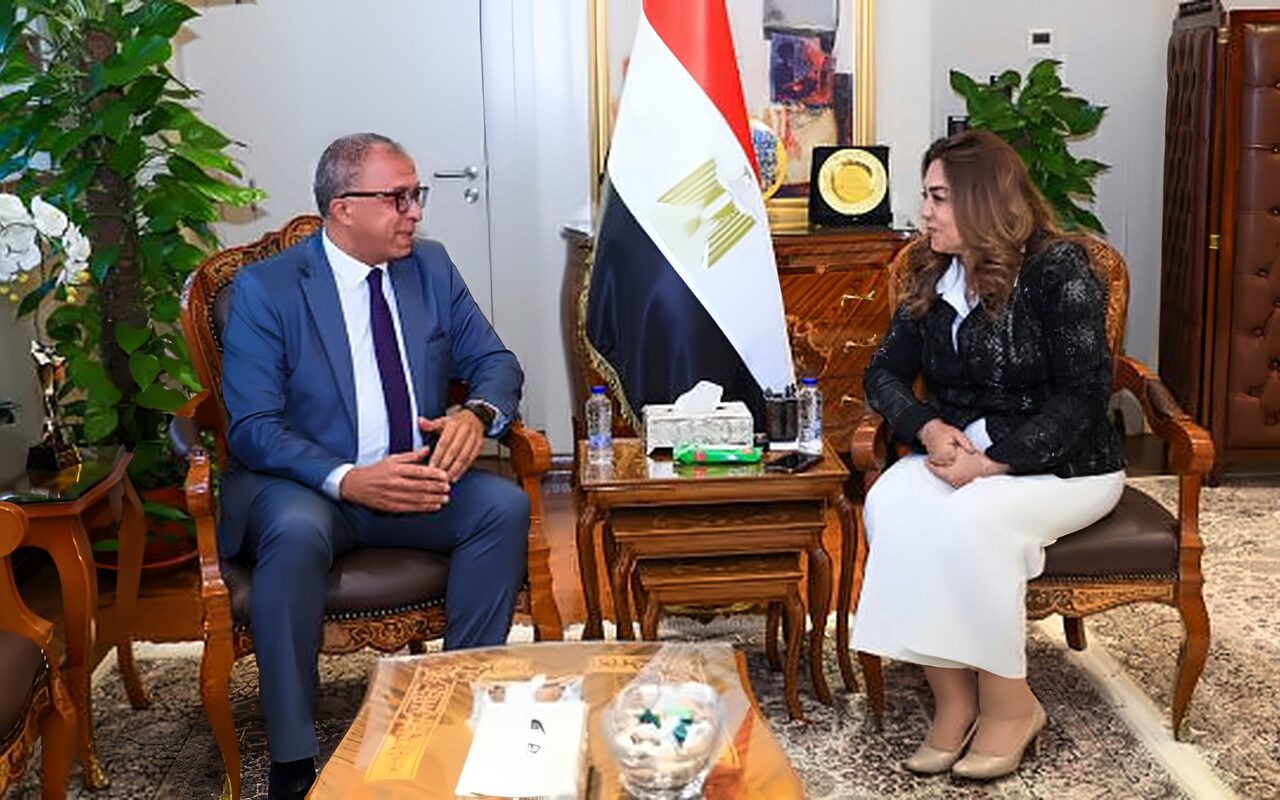 بروتوكول تعاون لتأهيل كوادر الإدارة المحلية في مجالات التخطيط والتنمية