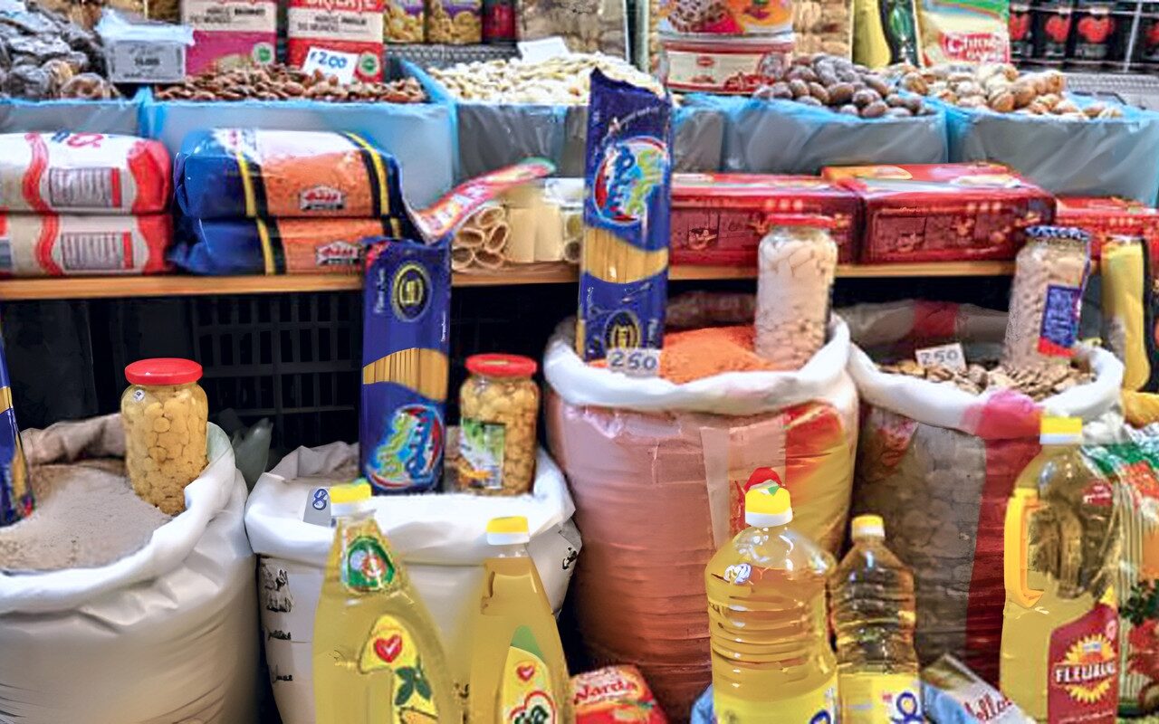 قبل ما تشتري بكرة.. كرتونة البيض تقفز 5 جنيهات وتحركات جديدة في أسعار السكر والزيت والمكرونة
