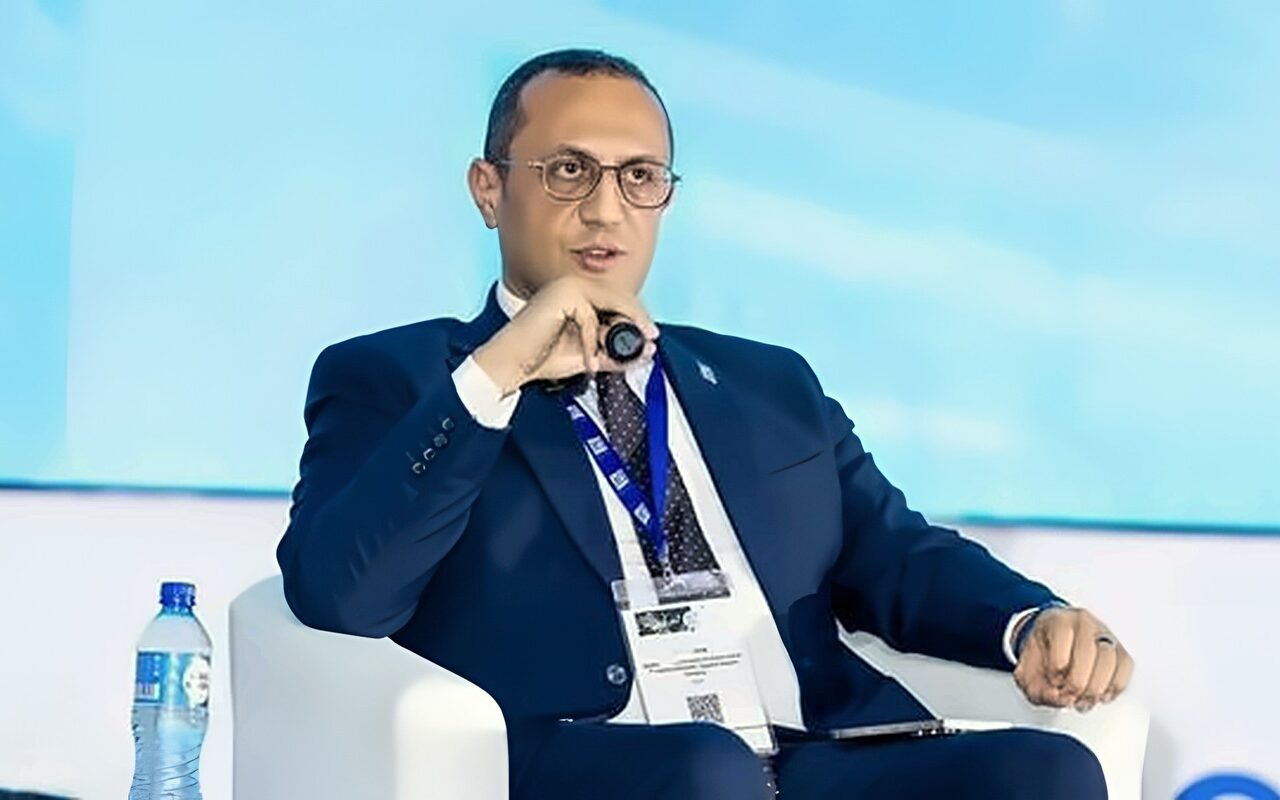 سلامة المنظومة أولويتنا.. رئيس القابضة للمطارات: تجربة الطوارئ بمطار القاهرة تؤكد الجاهزية لأي ظرف طارئ