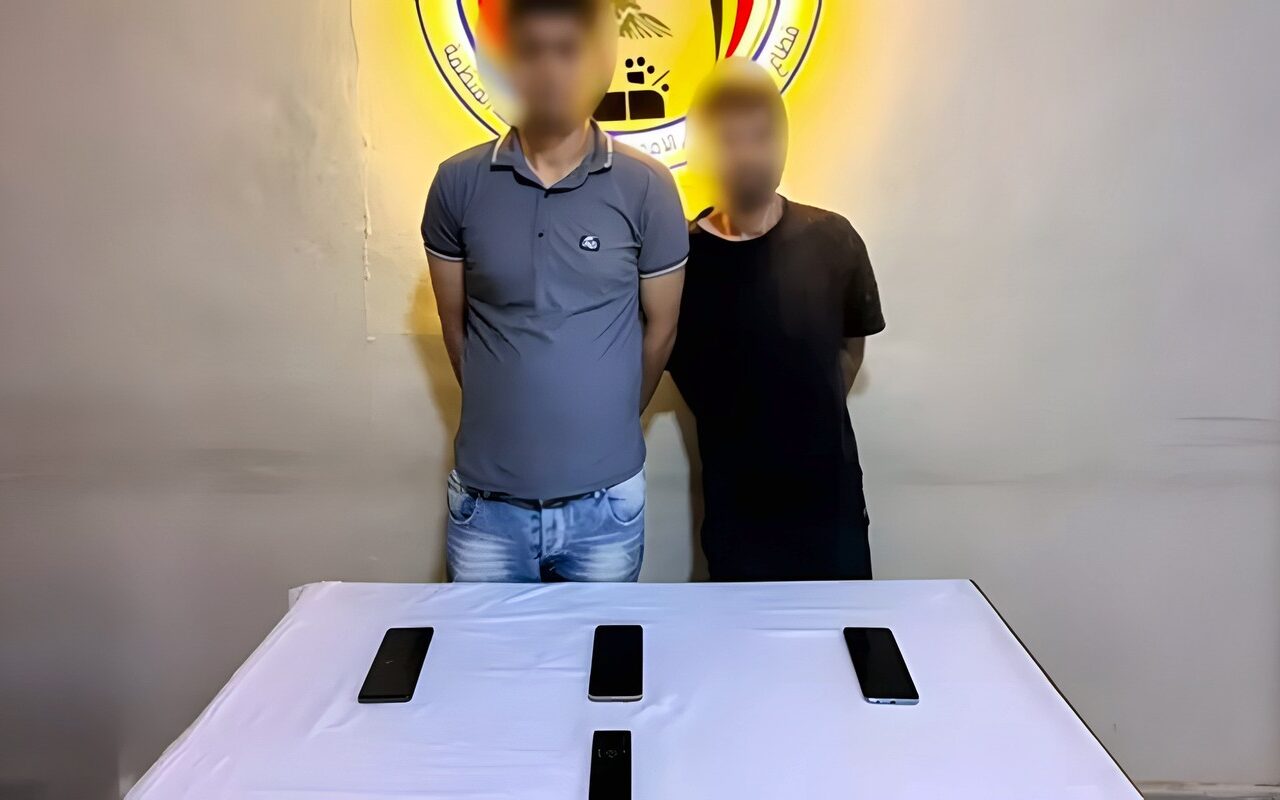 ضبط شخصين بالمنيا استوليا على أموال المواطنين بعد انتحال صفة موظفي خدمة عملاء البنوك