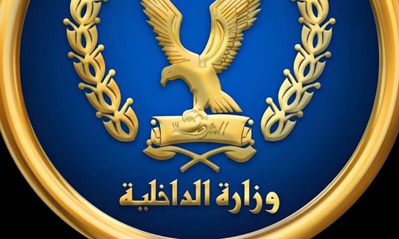 تفاصيل جديدة لمشاجرة سنرو بالفيوم تكشف تجمع عدد من الأشخاص على شقيقة الشاب المتهم بالتعدي على فتاتين