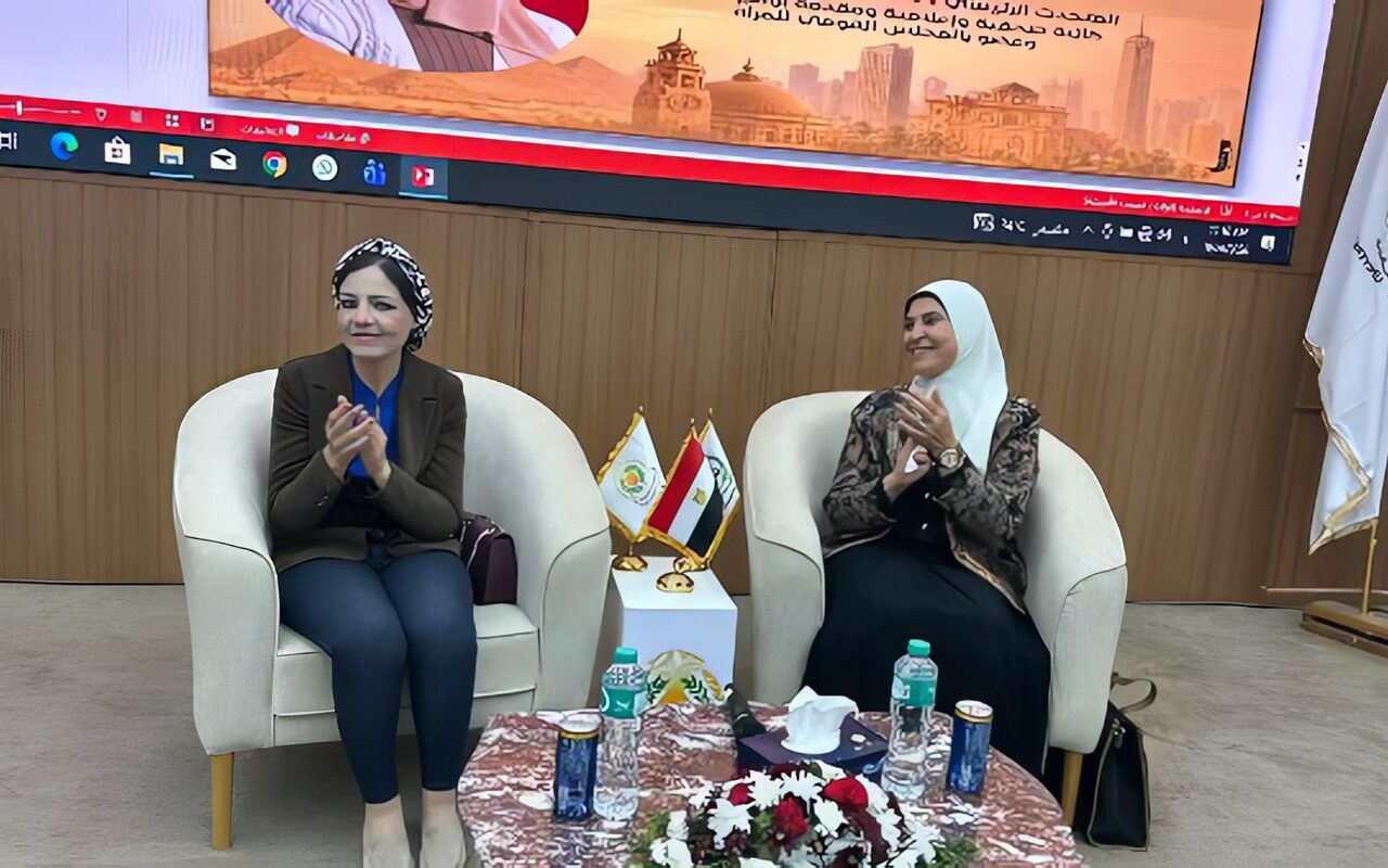 المجلس القومي للمرأة وجامعة المنصورة ينظمان ندوة «معًا بالوعي نحميها»