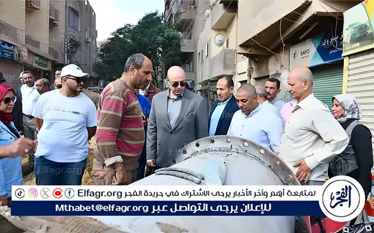 محافظ الفيوم يتفقد أعمال إحلال وتجديد خط مياه الشرب بمنطقة المدابغ