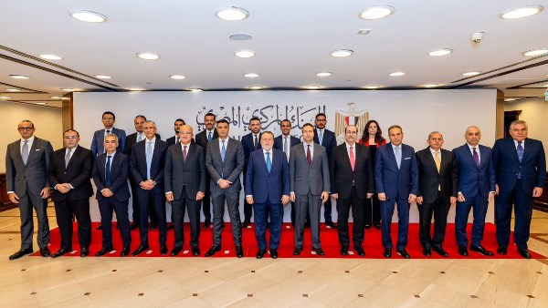 محافظ البنك المركزي ووزير الصناعة يطلقان صندوق إعادة هيكلة المصانع المتعثرة برأسمال مليار جنيه