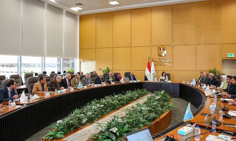 وزيرة الإسكان تتابع موقف مشروعات مياه الشرب والصرف الصحي بمحافظة الدقهلية ومدينة المنصورة الجديدة